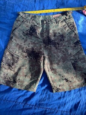 Volcom Men's Camouflage Cargo Shorts - Green/Brown